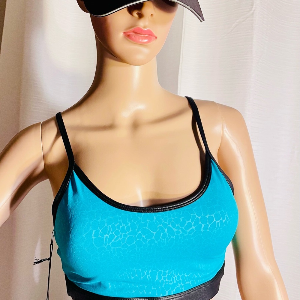 ZYIA Jade River Stone Woman’s Sports Bra size Medium.